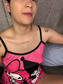 Snapshot of Val12777 chatting on March 28, 2026, 12:06 pm Val12777 online show from March 28, 2026, 12:06 pm