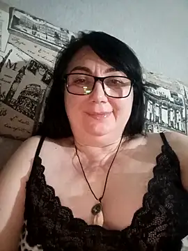 MariSwan222 online show from May 26, 2026, 8:29 pm
