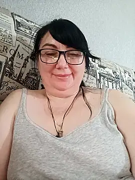 MariSwan222 online show from May 30, 2026, 12:11 pm