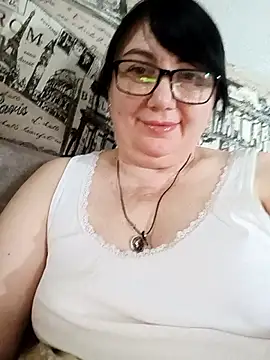 MariSwan222 online show from May 28, 2026, 2:12 pm