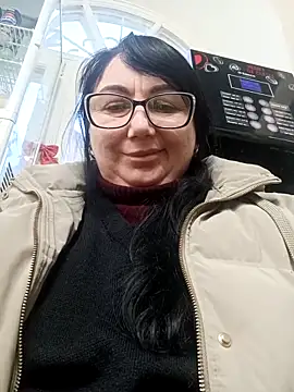 MariSwan222 online show from February 10, 2026, 3:00 pm