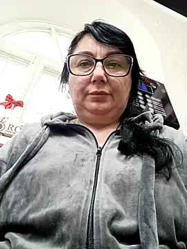 MariSwan222 online show from May 13, 2026, 3:41 pm
