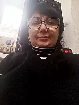 Snapshot of MariSwan222 chatting on January 8, 2026, 9:37 am MariSwan222 online show from January 8, 2026, 9:37 am