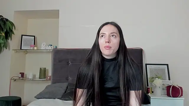 AdrianaCult online show from February 21, 2026, 12:51 pm