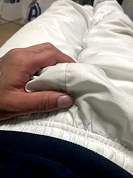 huffies cam online show from December 16, 2025, 11:47 am