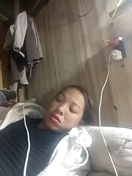 Snapshot of Andrea-688 chatting on February 1, 2026, 1:09 pm Andrea-688 online show from February 1, 2026, 1:09 pm