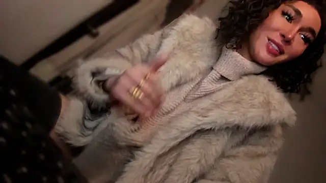 mxshemale ladyboy online show from November 20, 2025, 4:51 pm