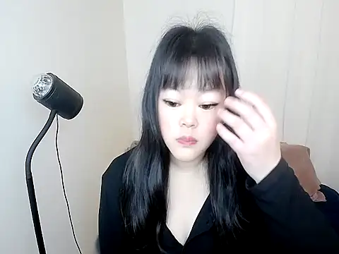 Snapshot of 605kkv chatting on February 24, 2026, 3:07 am 605kkv online show from February 24, 2026, 3:07 am