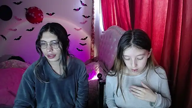 Briar y Blair online show from April 7, 2026, 3:25 pm