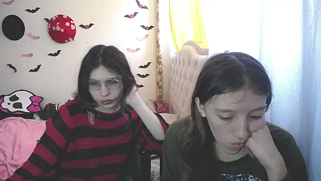 Briar y Blair online show from March 20, 2026, 4:19 pm