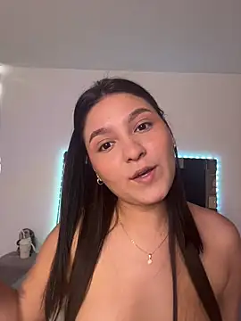 Camila sanchez25 online show from July 27, 2026, 7:54 pm