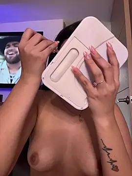 Camila sanchez25 online show from June 2, 2026, 7:14 pm