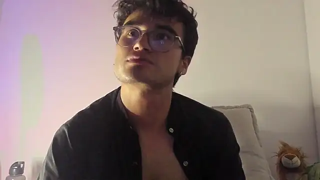 Snapshot of charlie_dicker chatting on May 20, 2026, 11:24 pm charlie dicker online show from May 20, 2026, 11:24 pm