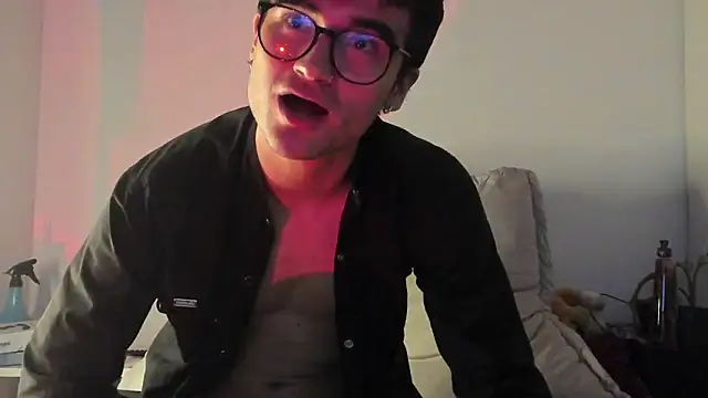 Snapshot of charlie_dicker chatting on May 16, 2026, 4:55 am charlie dicker online show from May 16, 2026, 4:55 am