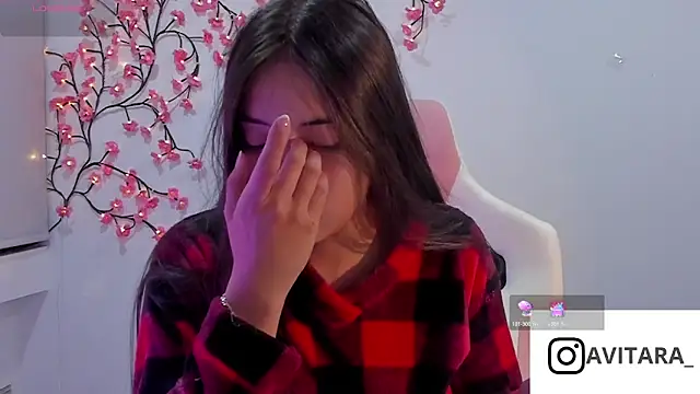 Snapshot of vanesita_ chatting on May 18, 2026, 1:39 am vanesita online show from May 18, 2026, 1:39 am