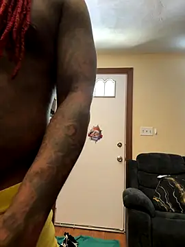 daddydarkskindikk online show from December 16, 2025, 3:16 pm