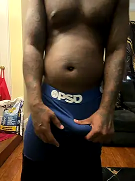 daddydarkskindikk online show from December 19, 2025, 1:46 pm