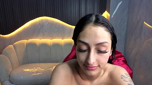 Tifany Tx online show from April 1, 2026, 12:46 am