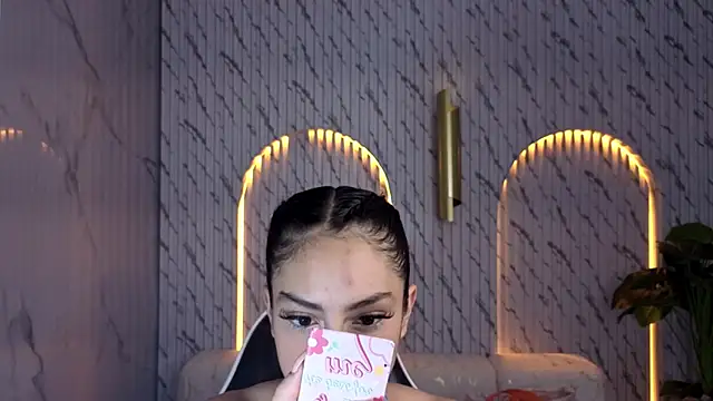 Tifany Tx online show from February 27, 2026, 12:38 pm