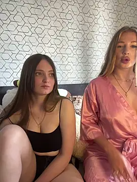  sweet girl 87 online show from June 7, 2026, 1:16 pm