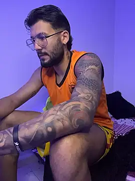 Snapshot of thedragonboyxxx chatting on January 14, 2026, 4:16 am thedragonboyxxx online show from January 14, 2026, 4:16 am