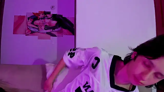 cirosky elchicopolla online show from March 25, 2026, 3:28 am