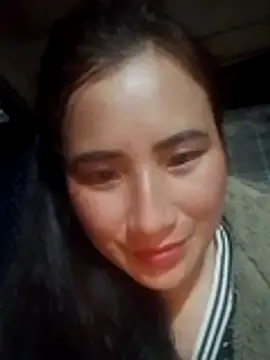 Snapshot of Belinda-686 chatting on December 22, 2025, 2:39 pm Belinda-686 online show from December 22, 2025, 2:39 pm