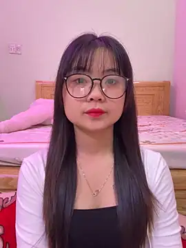    KARA    online show from February 9, 2026, 1:14 am