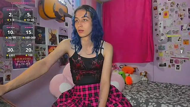 Elis-Darling online show from June 9, 2026, 11:17 pm