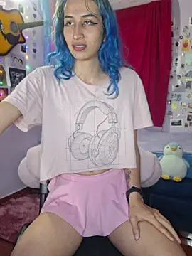 Elis-Darling online show from July 28, 2026, 11:04 pm