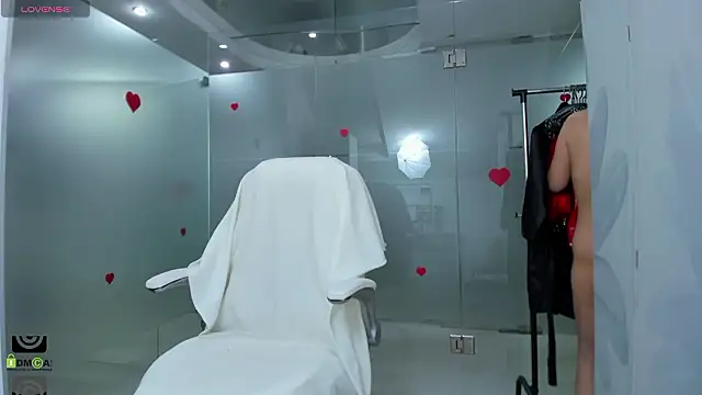 missdominna online show from February 11, 2026, 4:01 am