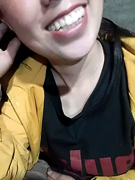 Snapshot of Chloe-ee chatting on March 8, 2026, 2:04 am Chloe-ee online show from March 8, 2026, 2:04 am