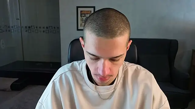 KaydenDrew online show from April 14, 2026, 4:28 am