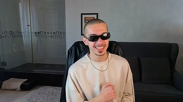 KaydenDrew online show from April 11, 2026, 7:45 am