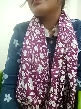 Meenu rani7 online show from December 18, 2025, 6:18 am