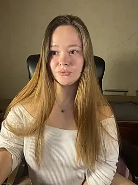 CaramelleSugarr online show from April 1, 2026, 6:27 pm