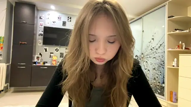 Princessofcashe online show from March 5, 2026, 3:08 pm