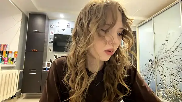 Princessofcashe online show from February 25, 2026, 3:01 pm