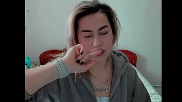 Snapshot of Roxi_Joy chatting on January 8, 2026, 10:54 am Roxi Joy online show from January 8, 2026, 10:54 am