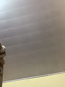 Candy LS online show from March 8, 2026, 2:04 am