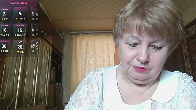 Snapshot of Casey_peach chatting on March 4, 2026, 5:15 am Casey peach online show from March 4, 2026, 5:15 am