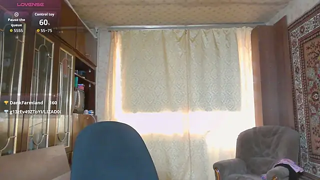 Snapshot of Casey_peach chatting on March 27, 2026, 8:26 am Casey peach online show from March 27, 2026, 8:26 am