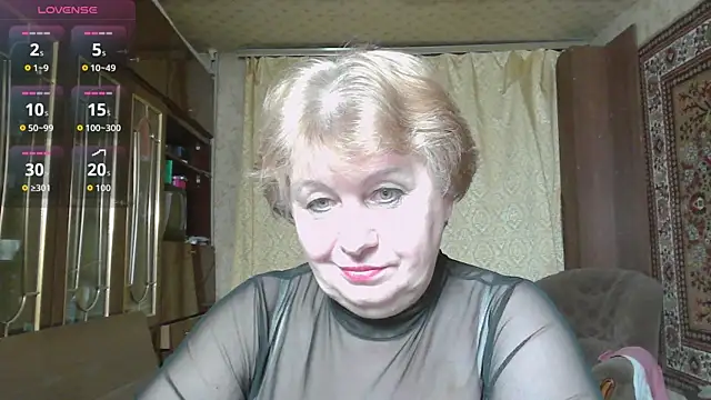 Snapshot of Casey_peach chatting on April 1, 2026, 4:37 pm Casey peach online show from April 1, 2026, 4:37 pm