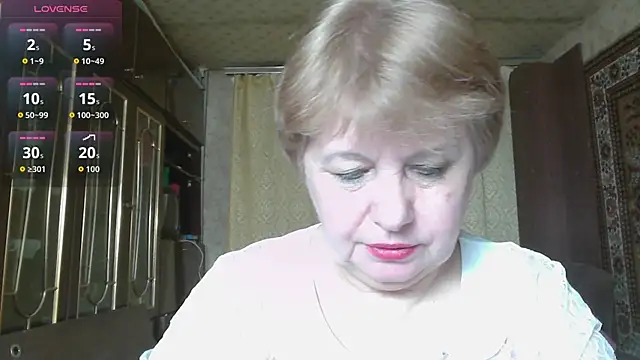 Snapshot of Casey_peach chatting on March 8, 2026, 4:43 pm Casey peach online show from March 8, 2026, 4:43 pm