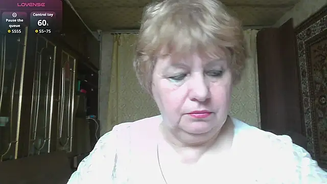 Snapshot of Casey_peach chatting on March 22, 2026, 5:47 pm Casey peach online show from March 22, 2026, 5:47 pm
