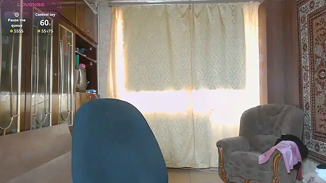 Snapshot of Casey_peach chatting on March 21, 2026, 11:14 am Casey peach online show from March 21, 2026, 11:14 am