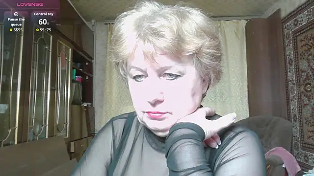 Snapshot of Casey_peach chatting on April 3, 2026, 4:52 am Casey peach online show from April 3, 2026, 4:52 am