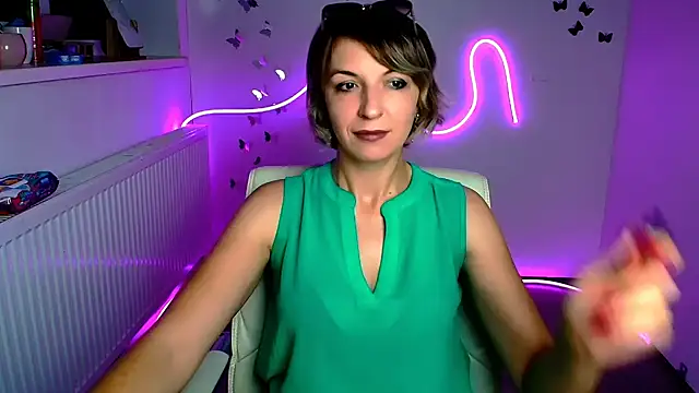 Lana Foxyy online show from July 16, 2026, 5:37 am