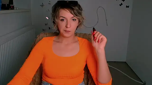 Lana Foxyy online show from June 17, 2026, 11:53 am