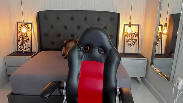 angelinemore online show from January 14, 2026, 7:28 pm